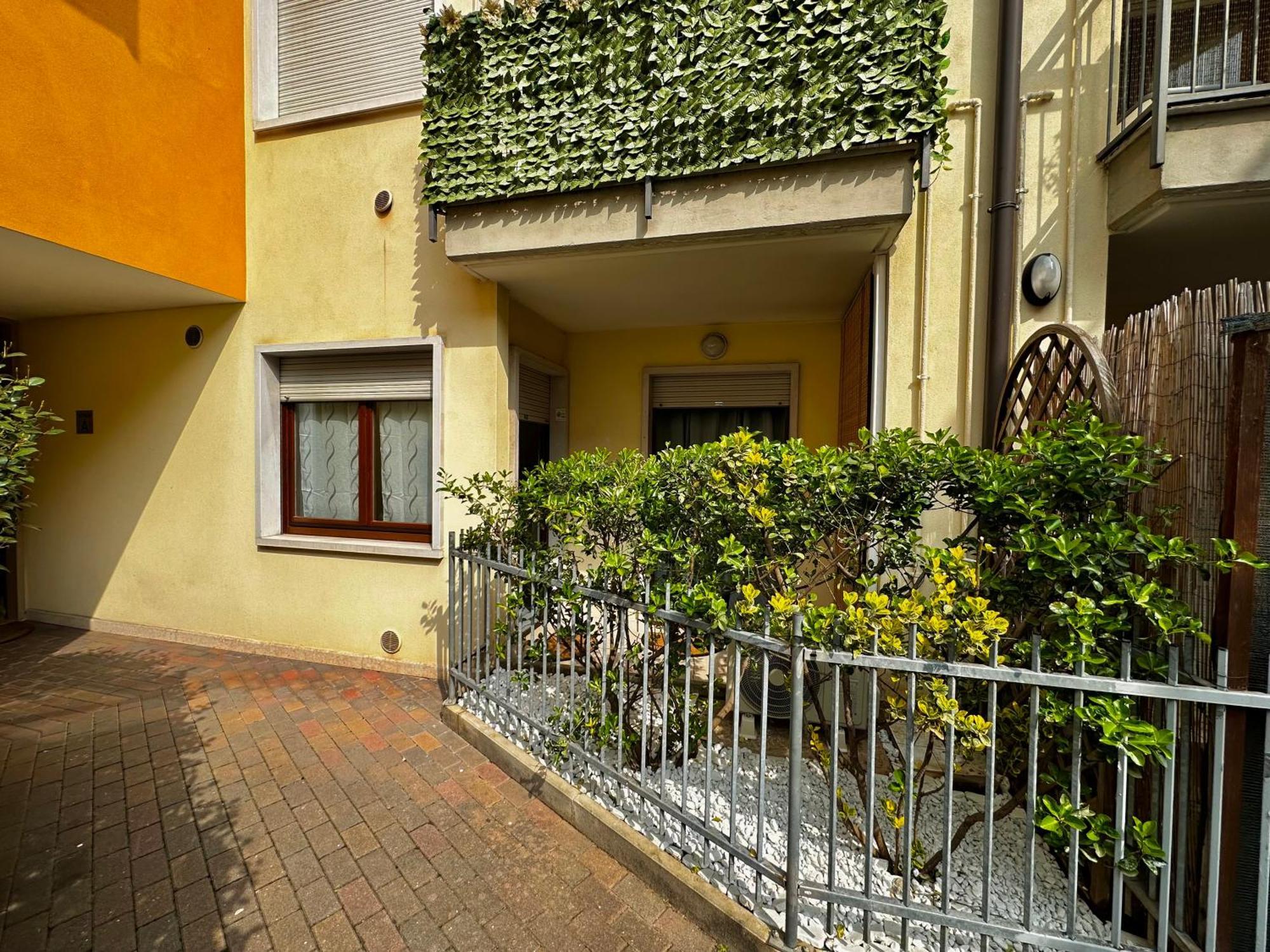 Blue Vacanze Apartment *